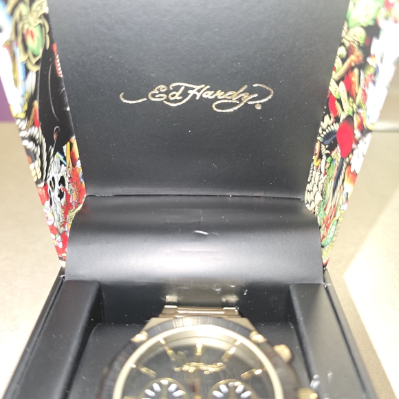 Ed Hardy Gold and Black Watch, Brand New in Box! - Picture 3 of 9